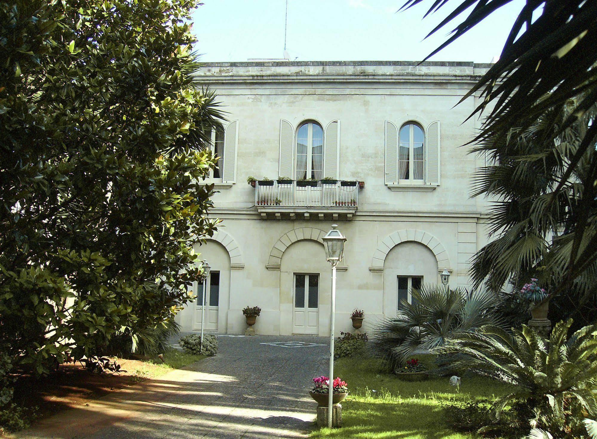 Antica Villa La Viola, Suite With Private Pool Lecce Exterior foto